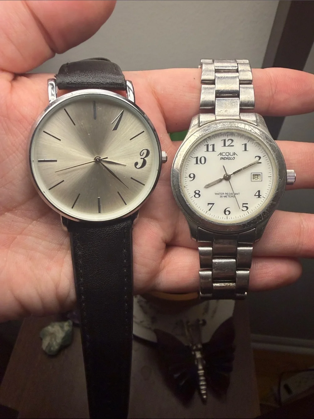 2pc LOT•ACQUA INDIGO• Timex & Unbranded Wrist Watches (1 working 1 not working)
